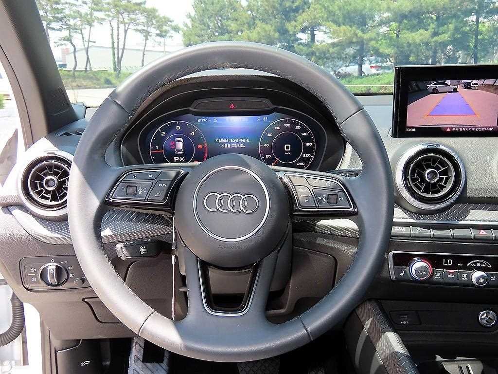 아우디 Q2 35 TDI 프리미엄 이미지 8