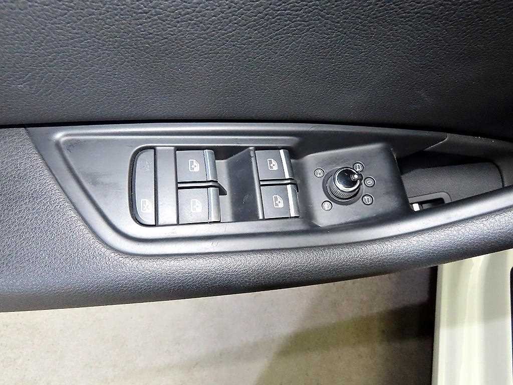 아우디 A4 A4 (B9) 30 TDI 프리미엄 이미지 13