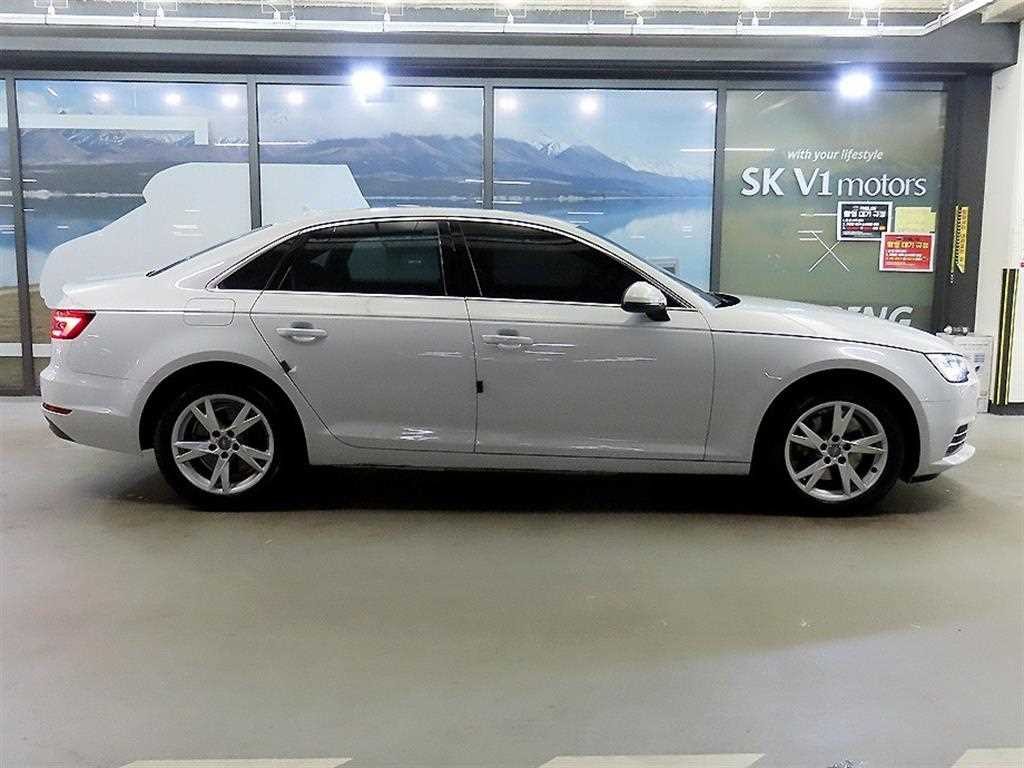 아우디 A4 A4 (B9) 30 TDI 프리미엄 이미지 3
