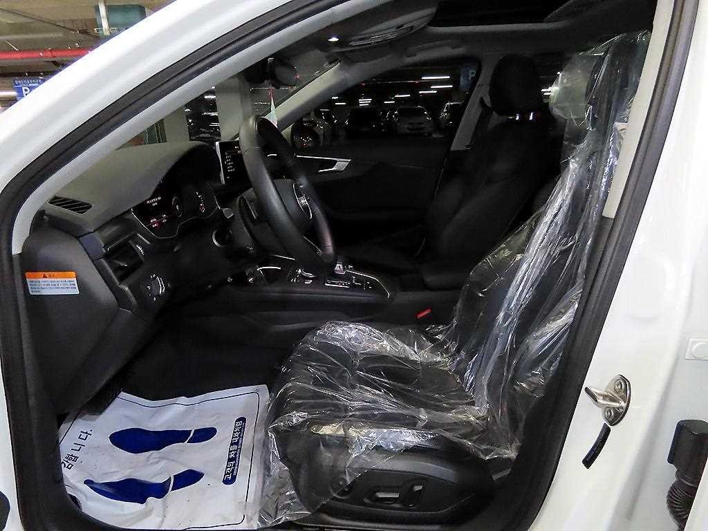 아우디 A4 A4 (B9) 30 TDI 프리미엄 이미지 6