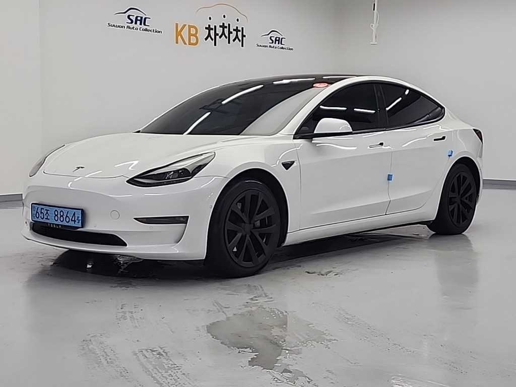 테슬라 모델 3 롱 레인지 이미지 1