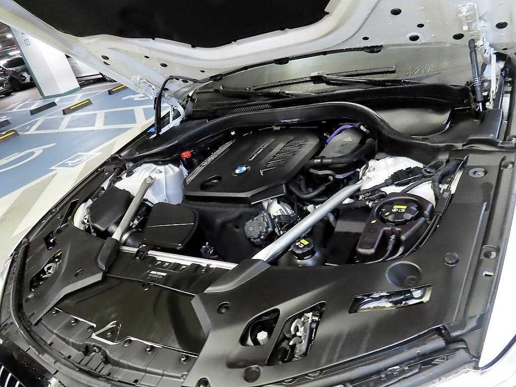 BMW 5시리즈 5시리즈 (G30) 523d M 스포츠 이미지 19