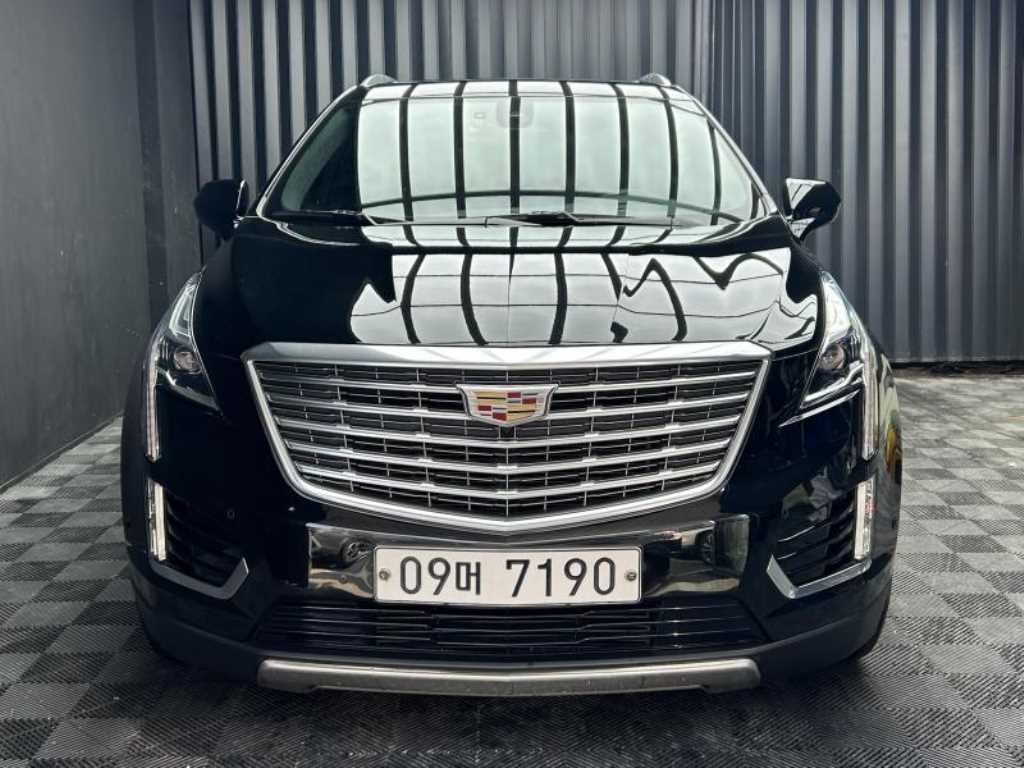 캐딜락 XT5 3.6 플래티넘 AWD 이미지 1