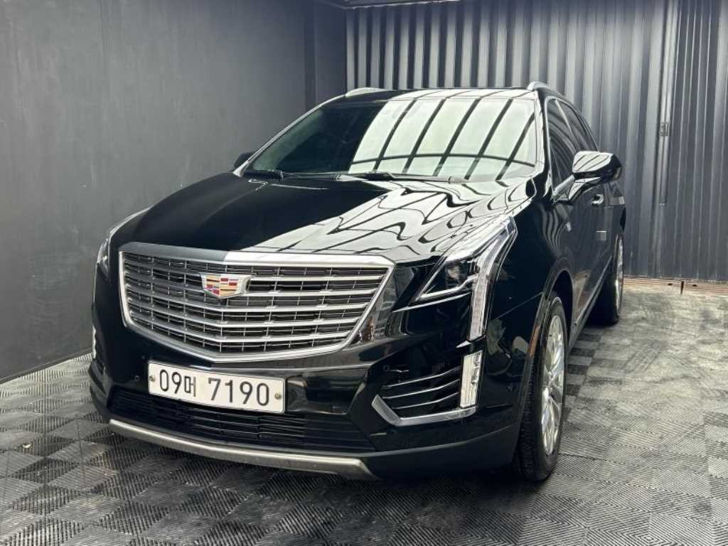 캐딜락 XT5 3.6 플래티넘 AWD 이미지 2