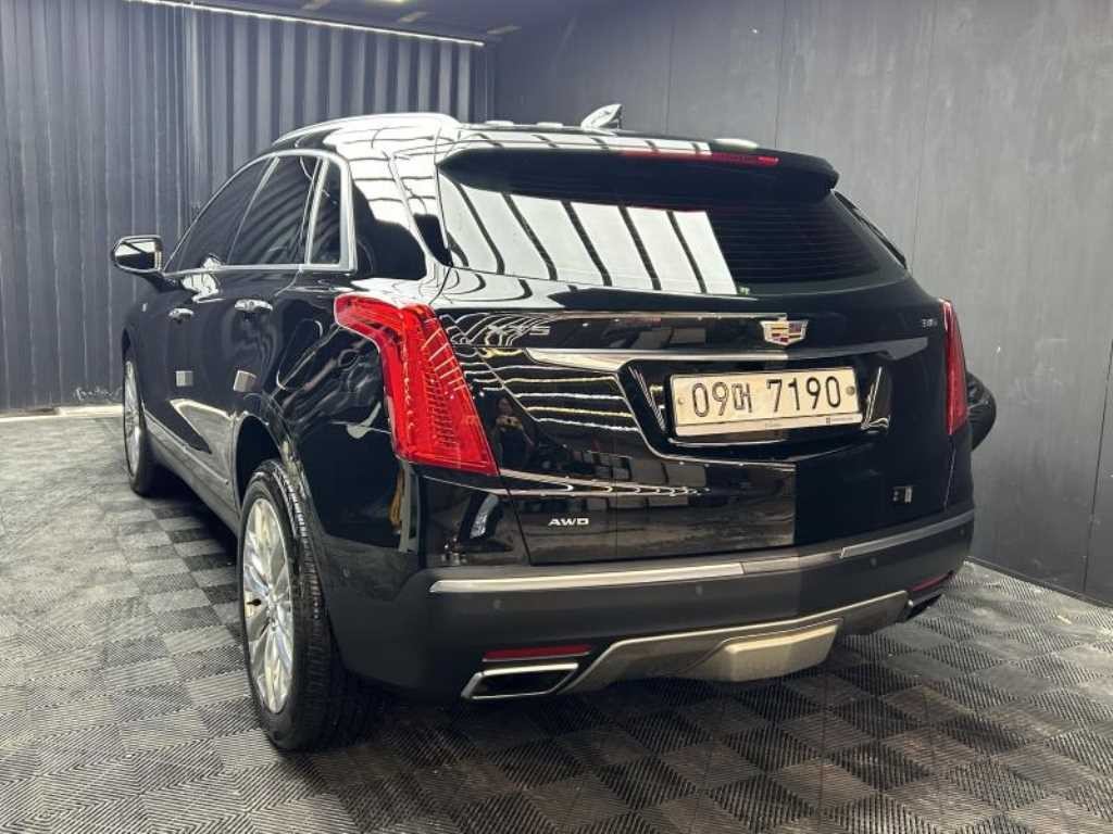 캐딜락 XT5 3.6 플래티넘 AWD 이미지 4