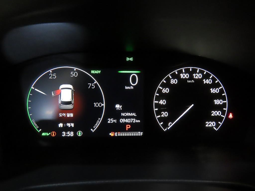 혼다 CR-V CR-V 6세대 2.0 하이브리드 투어링 4WD 이미지 9