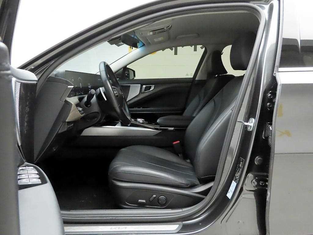 기아 K8 2.5 2WD 노블레스 이미지 12