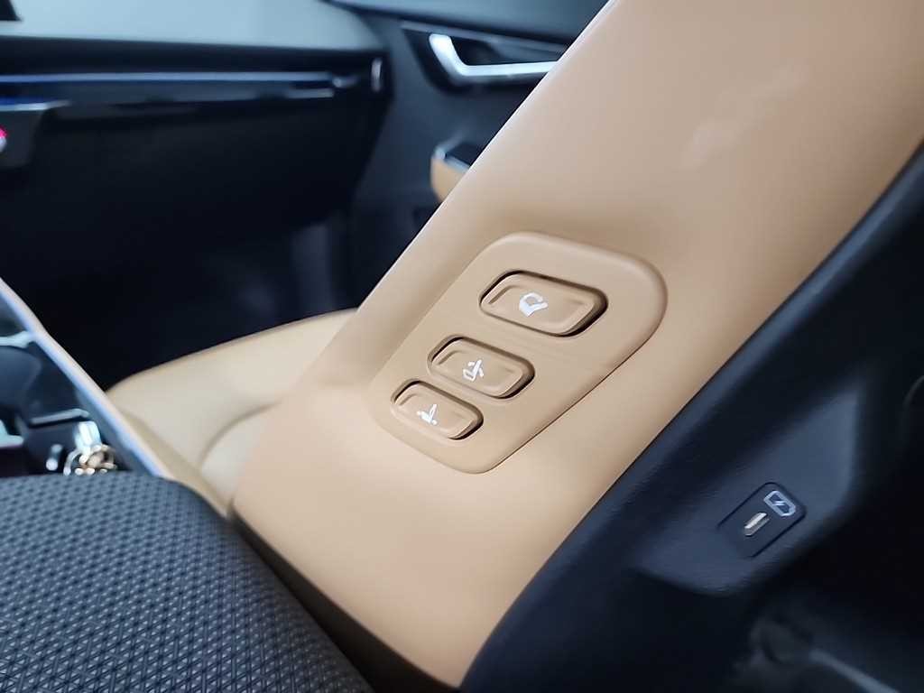 기아 EV6 롱레인지 AWD 어스 이미지 14