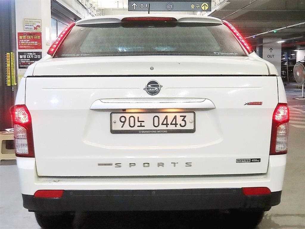 KG모빌리티(쌍용) 코란도 코란도스포츠 디젤 4WD 익스트림 이미지 5
