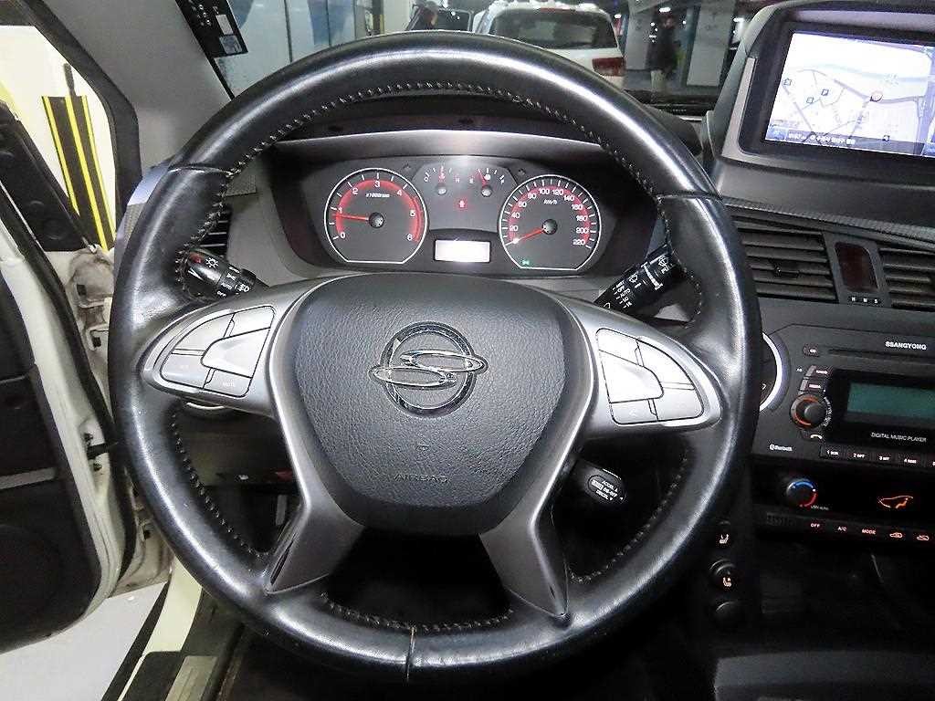 KG모빌리티(쌍용) 코란도 코란도스포츠 디젤 4WD 익스트림 이미지 8