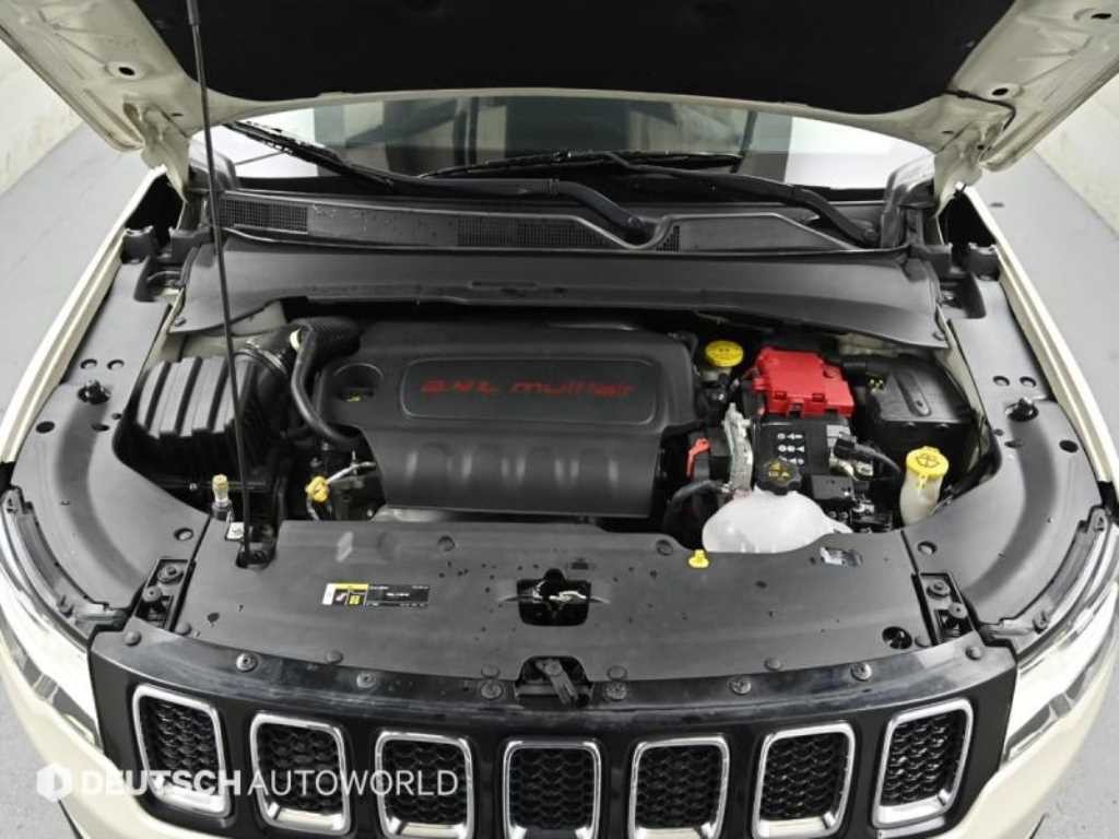 지프 컴패스 컴패스 2세대 2.4 AWD 리미티드 이미지 19