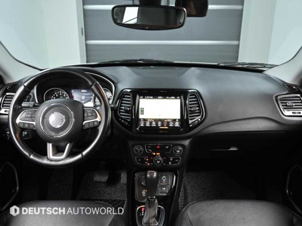 지프 컴패스 컴패스 2세대 2.4 AWD 리미티드 이미지 5