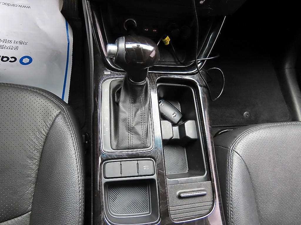 기아 쏘렌토 뉴 쏘렌토 R 2WD 2.0 TLX 스페셜 이미지 10