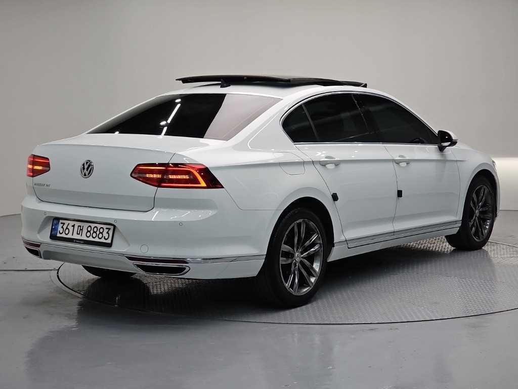 폭스바겐 파사트 파사트GT(B8) 2.0 TDI 프레스티지 이미지 4