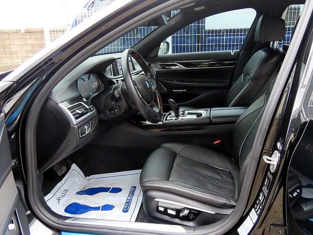BMW 7시리즈 7시리즈 (G11) 730Ld xDrive 이미지 5