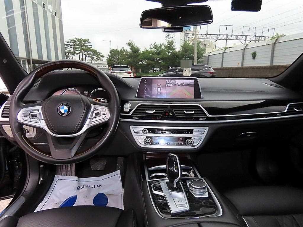 BMW 7시리즈 7시리즈 (G11) 730Ld xDrive 이미지 7
