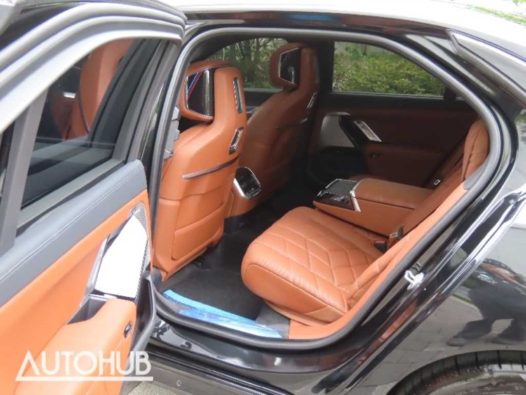 BMW 7시리즈 7시리즈 (G70) 740d xDrive M 스포츠 이미지 15