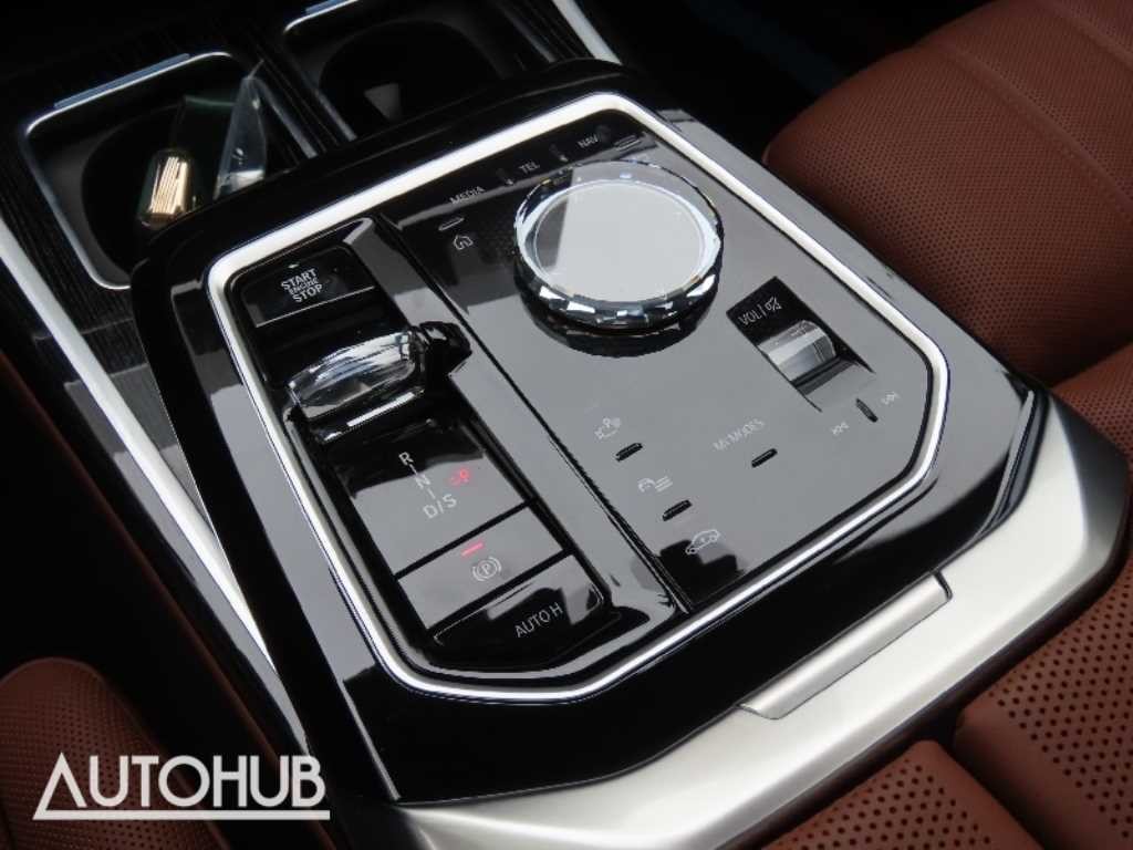 BMW 7시리즈 7시리즈 (G70) 740d xDrive M 스포츠 이미지 7
