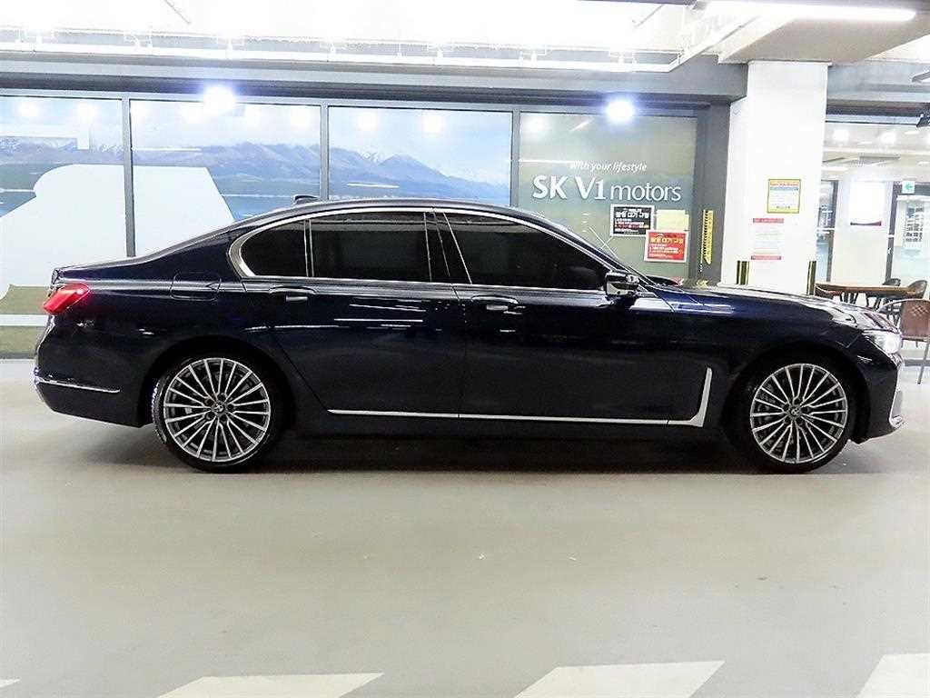 BMW 7시리즈 7시리즈 (G11) 740d xDrive 디자인 퓨어 엑설런스 이미지 3