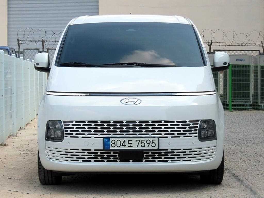 현대 스타리아 2WD 디젤 카고 모던 3인승 이미지 1