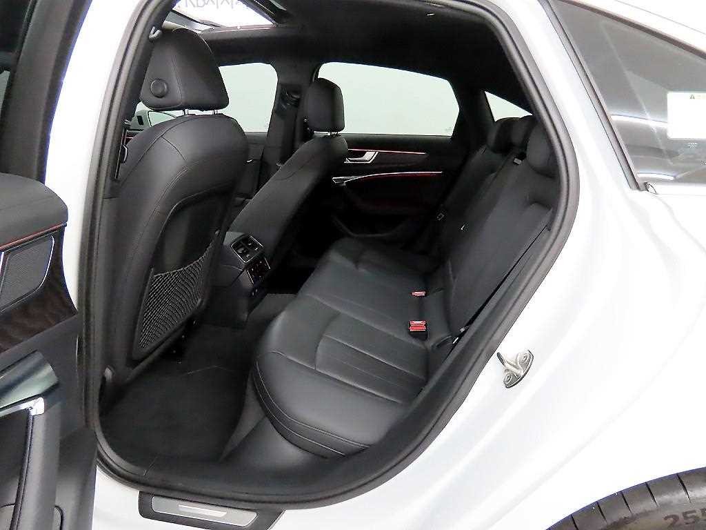 아우디 A6 A6 (C8) 45 TFSI 콰트로 프리미엄 이미지 6