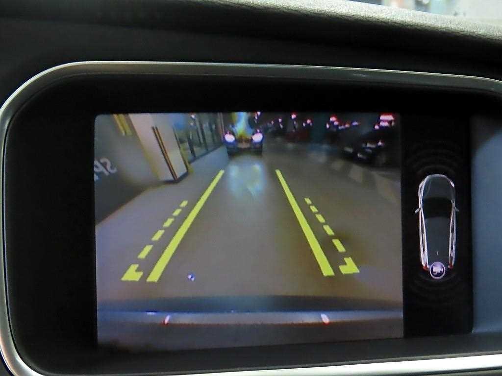 볼보 V40 D3 모멘텀 이미지 13