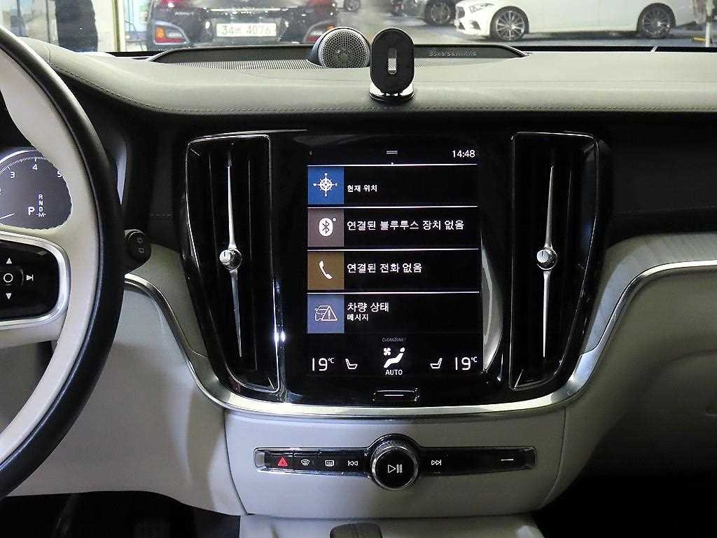 볼보 V60 V60 크로스 컨트리 2세대 2.0 B5 프로 AWD 이미지 11
