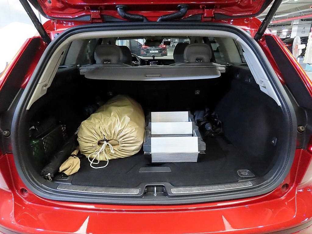 볼보 V60 V60 크로스 컨트리 2세대 2.0 B5 프로 AWD 이미지 16