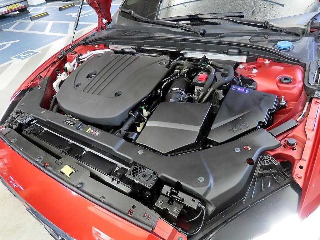 볼보 V60 V60 크로스 컨트리 2세대 2.0 B5 프로 AWD 이미지 19