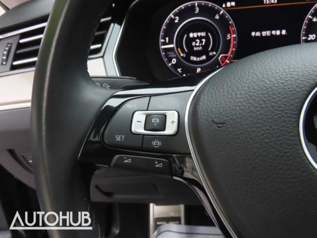 폭스바겐 아테온 2.0 TDI 엘레강스 프레스티지 이미지 10