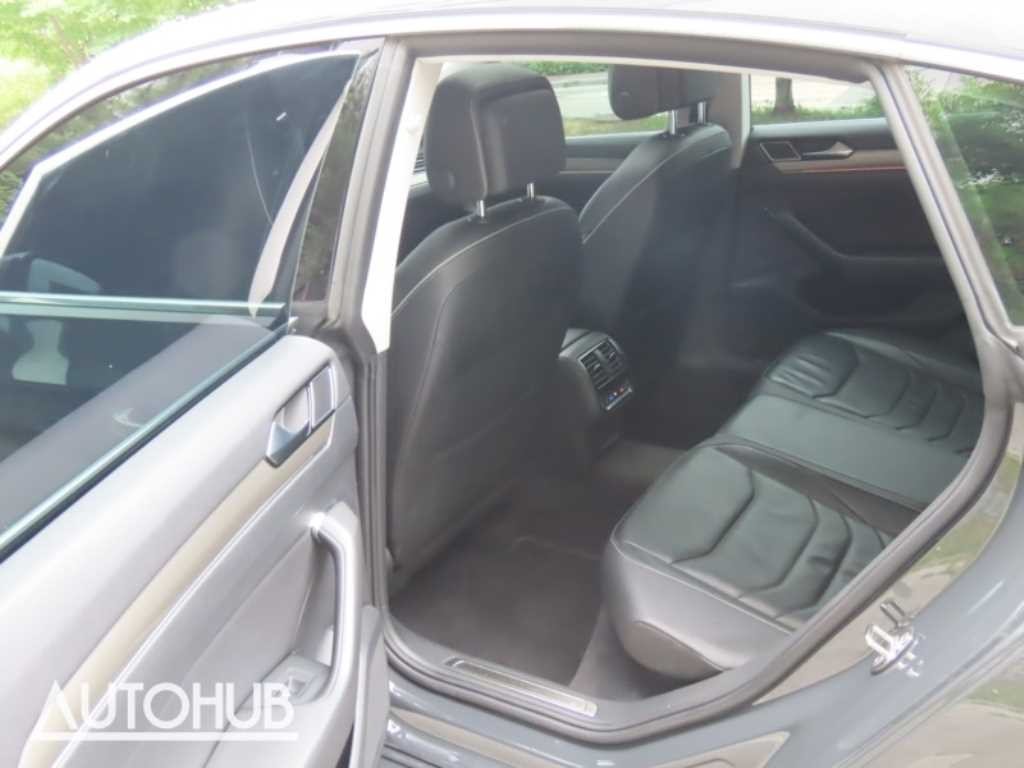 폭스바겐 아테온 2.0 TDI 엘레강스 프레스티지 이미지 13