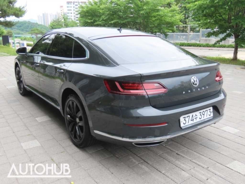 폭스바겐 아테온 2.0 TDI 엘레강스 프레스티지 이미지 4