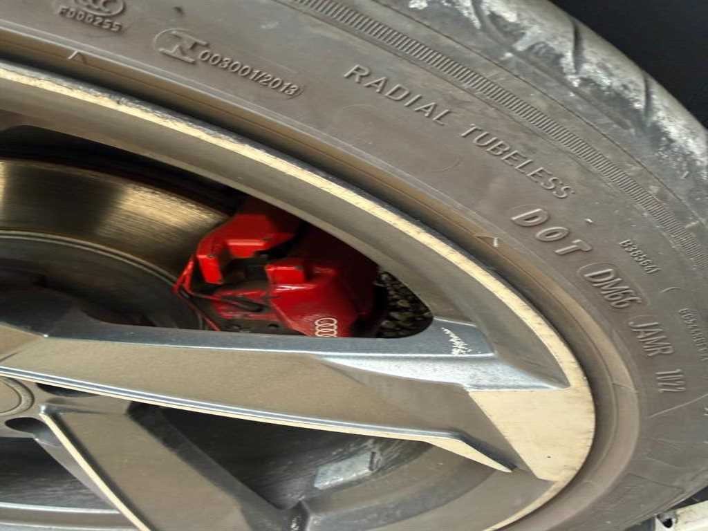 아우디 A5 2.0 TDI 콰트로 다이나믹 스포츠백 이미지 12