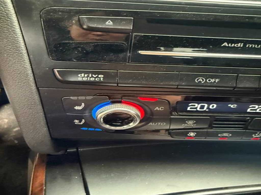 아우디 A5 2.0 TDI 콰트로 다이나믹 스포츠백 이미지 7