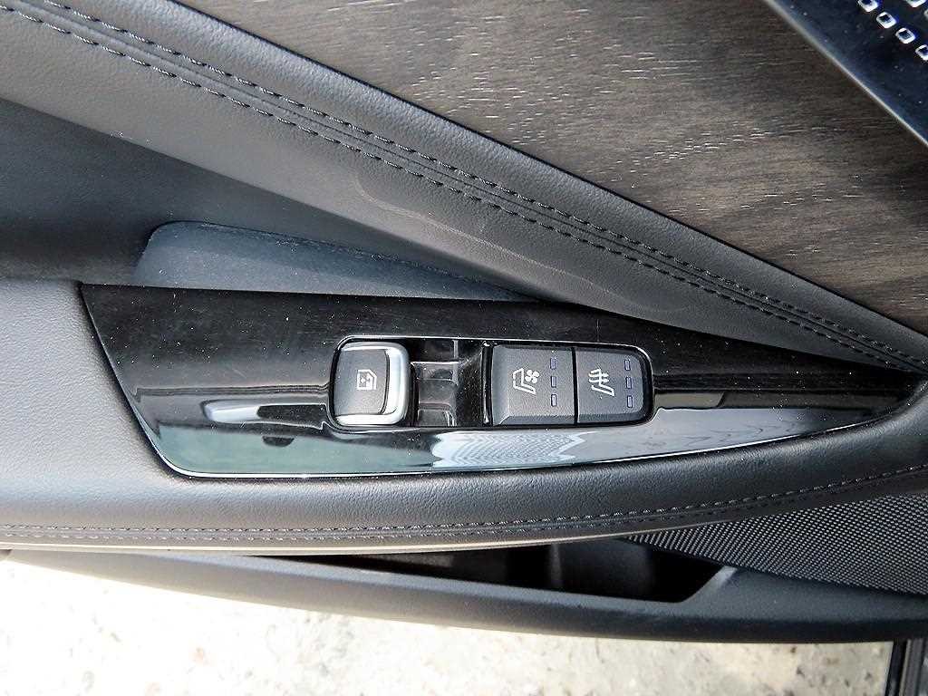 기아 K8 2.5 2WD 노블레스 이미지 16