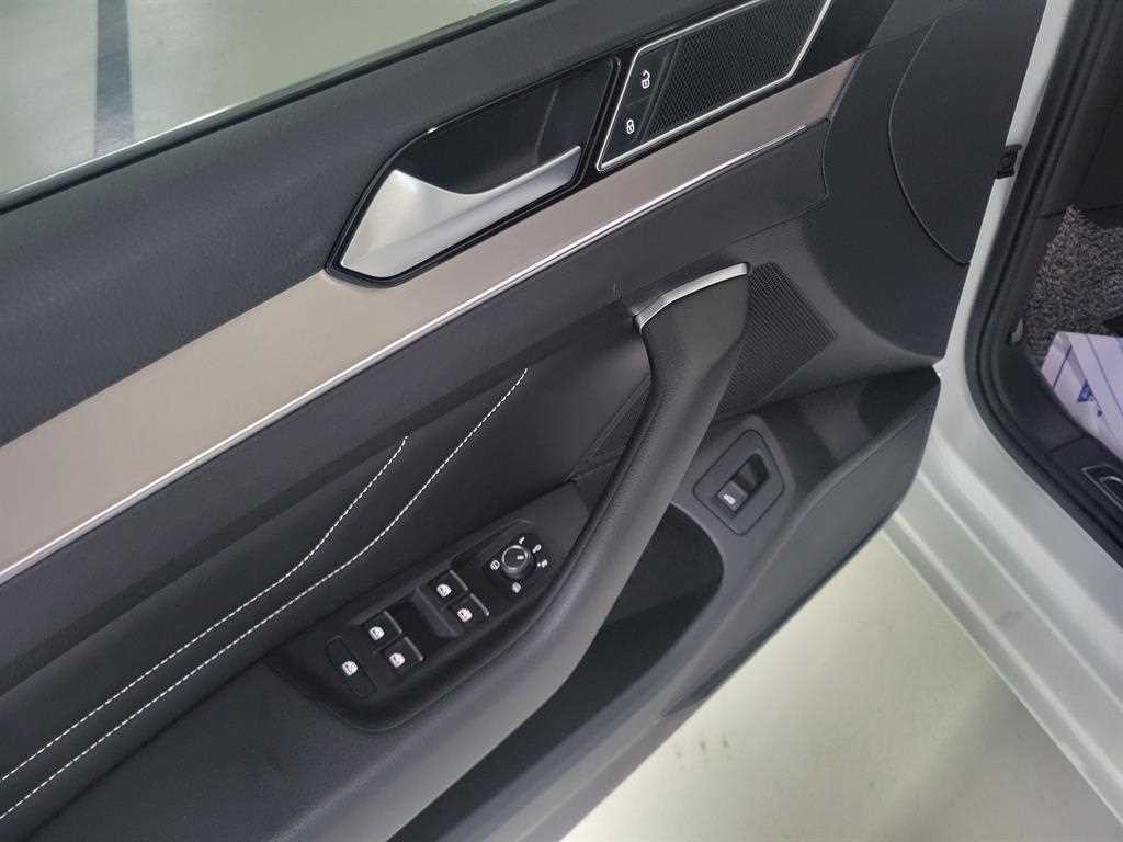 폭스바겐 파사트 파사트GT(B8) 2.0 TDI 프리미엄 이미지 17