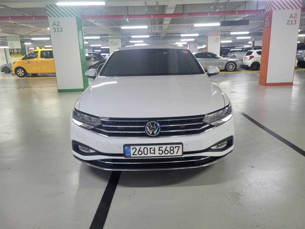 폭스바겐 파사트 파사트GT(B8) 2.0 TDI 프리미엄 이미지 3