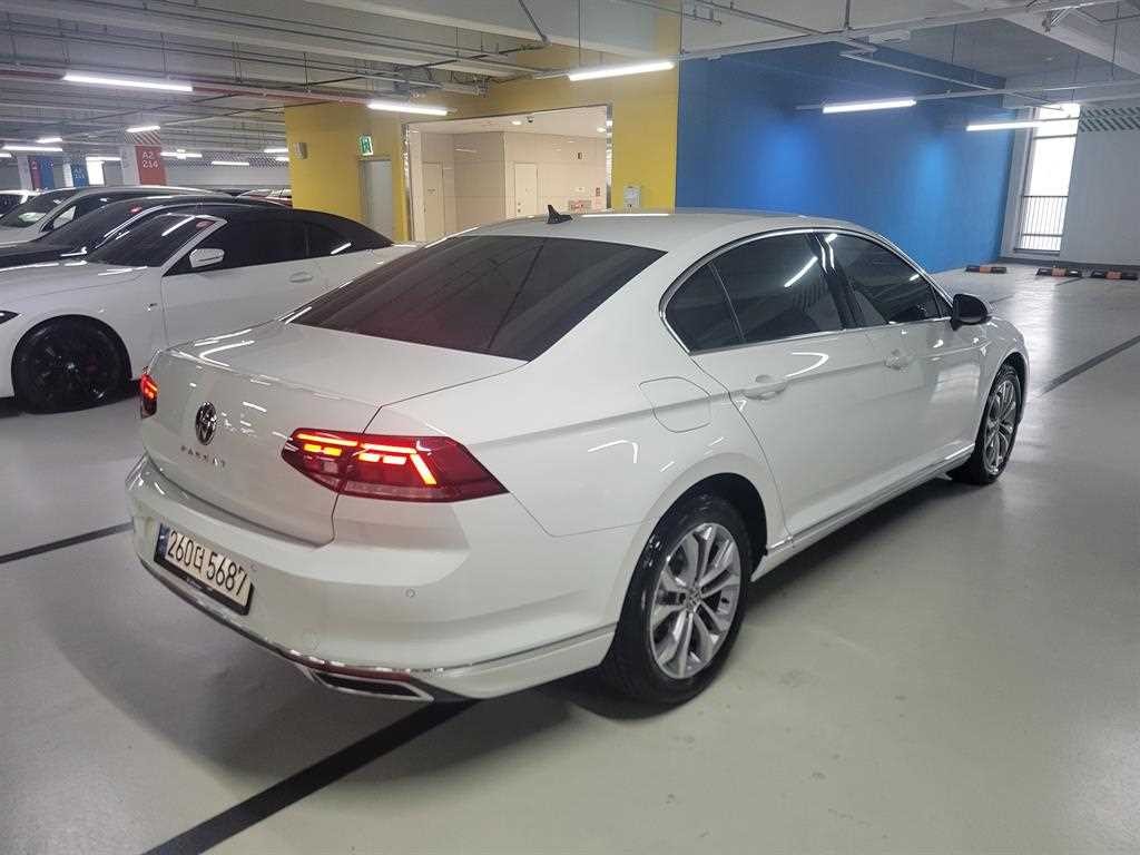 폭스바겐 파사트 파사트GT(B8) 2.0 TDI 프리미엄 이미지 5