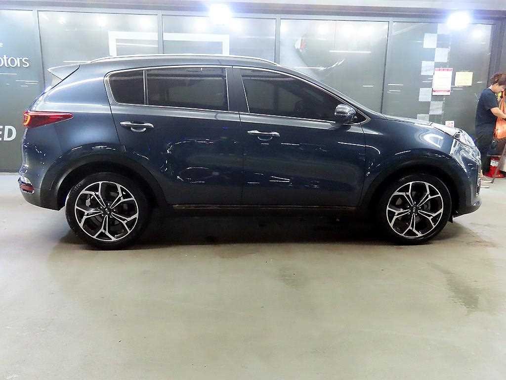 기아 스포티지 스포티지 더 볼드 2.0 가솔린 2WD 프레스티지 이미지 3
