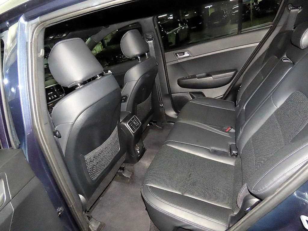 기아 스포티지 스포티지 더 볼드 2.0 가솔린 2WD 프레스티지 이미지 7