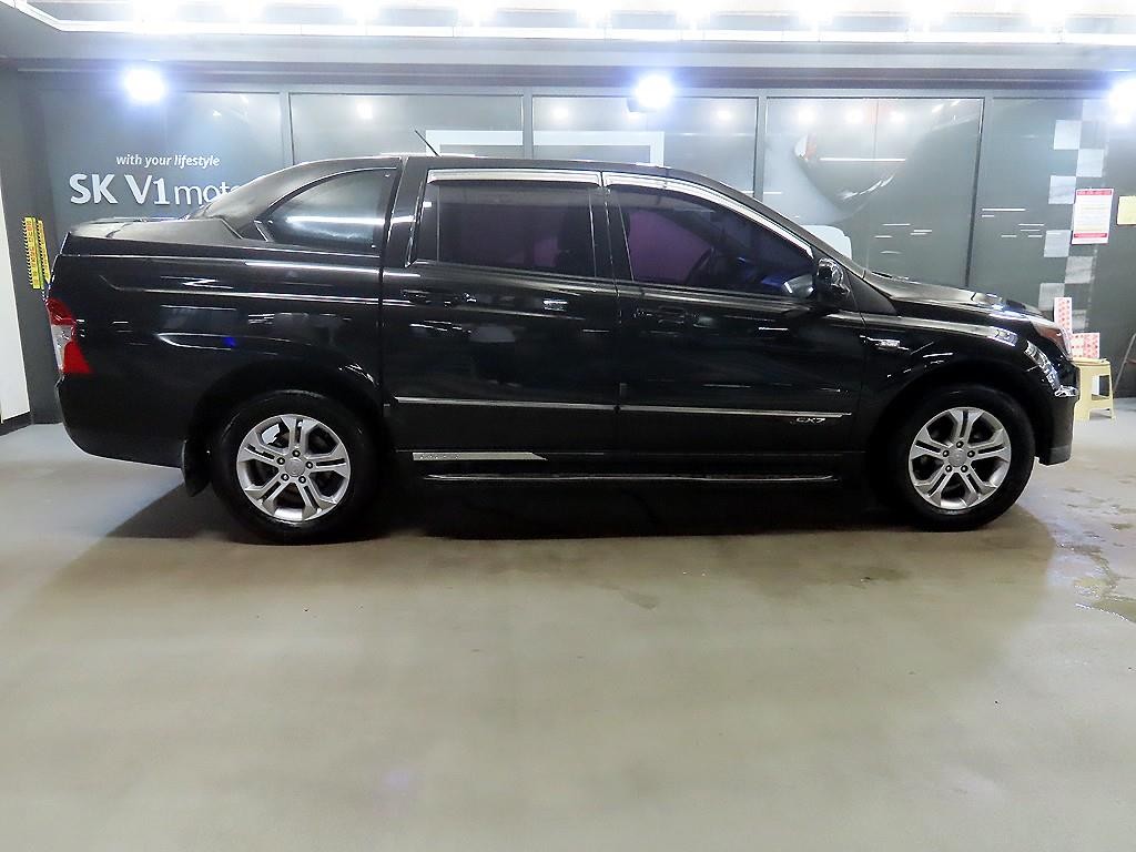 KG모빌리티(쌍용) 코란도 코란도스포츠 디젤 4WD CX7 패션 이미지 3