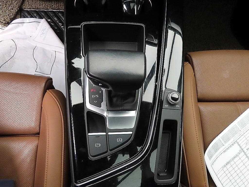 아우디 A4 A4 (B9) 40 TFSI 프리미엄 이미지 10
