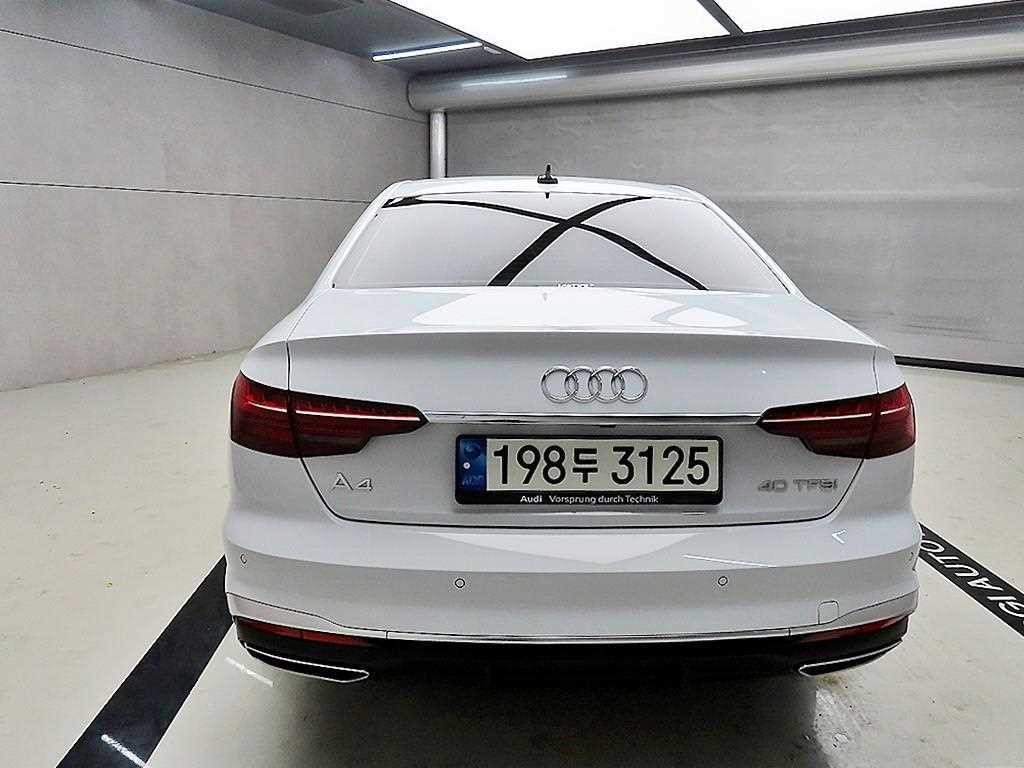 아우디 A4 A4 (B9) 40 TFSI 프리미엄 이미지 3