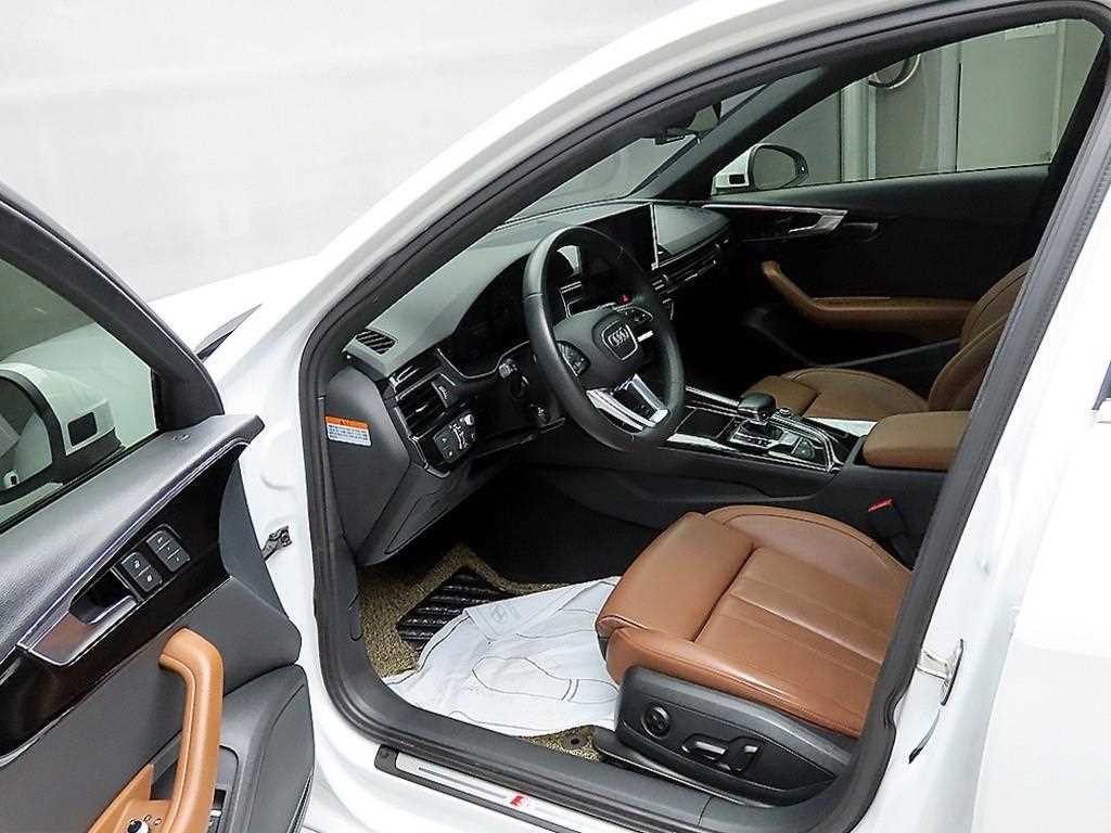 아우디 A4 A4 (B9) 40 TFSI 프리미엄 이미지 5