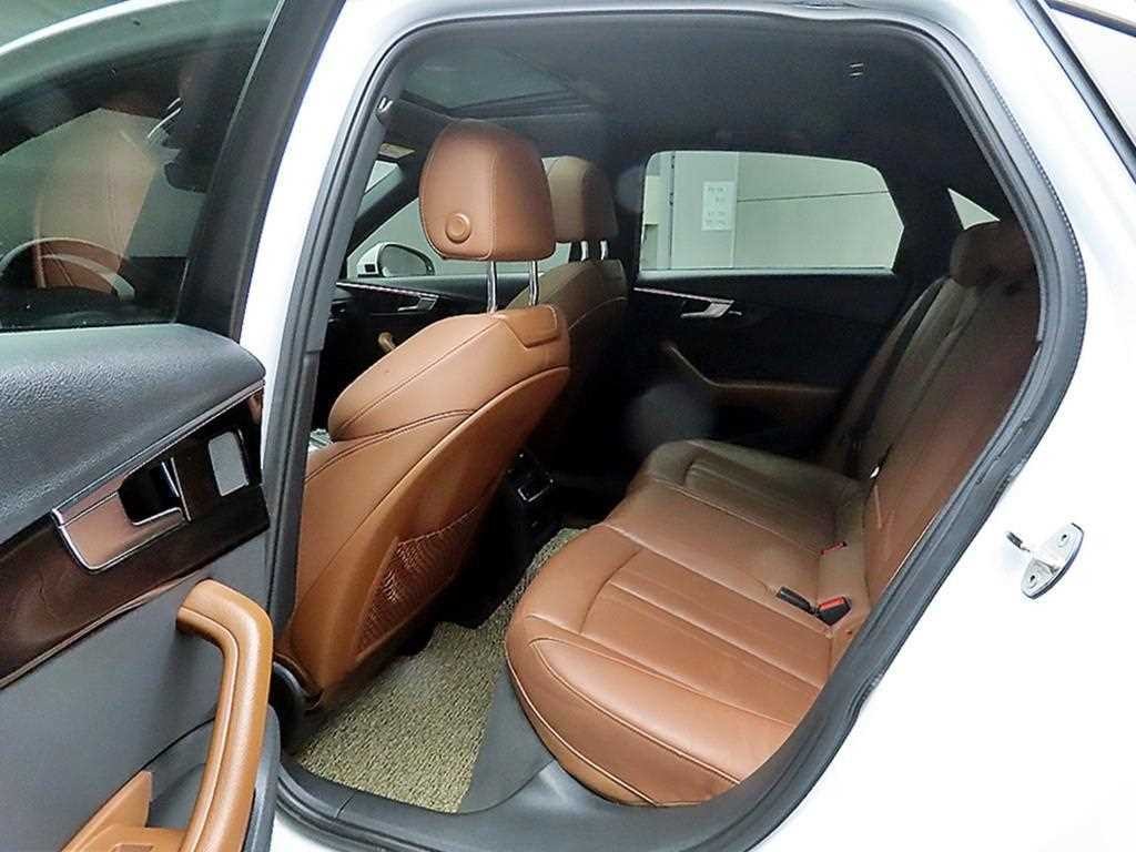 아우디 A4 A4 (B9) 40 TFSI 프리미엄 이미지 6
