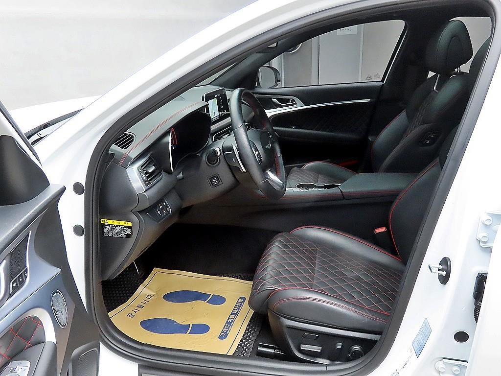 제네시스 G70 3.3T 스포츠 AWD 프레스티지 이미지 5