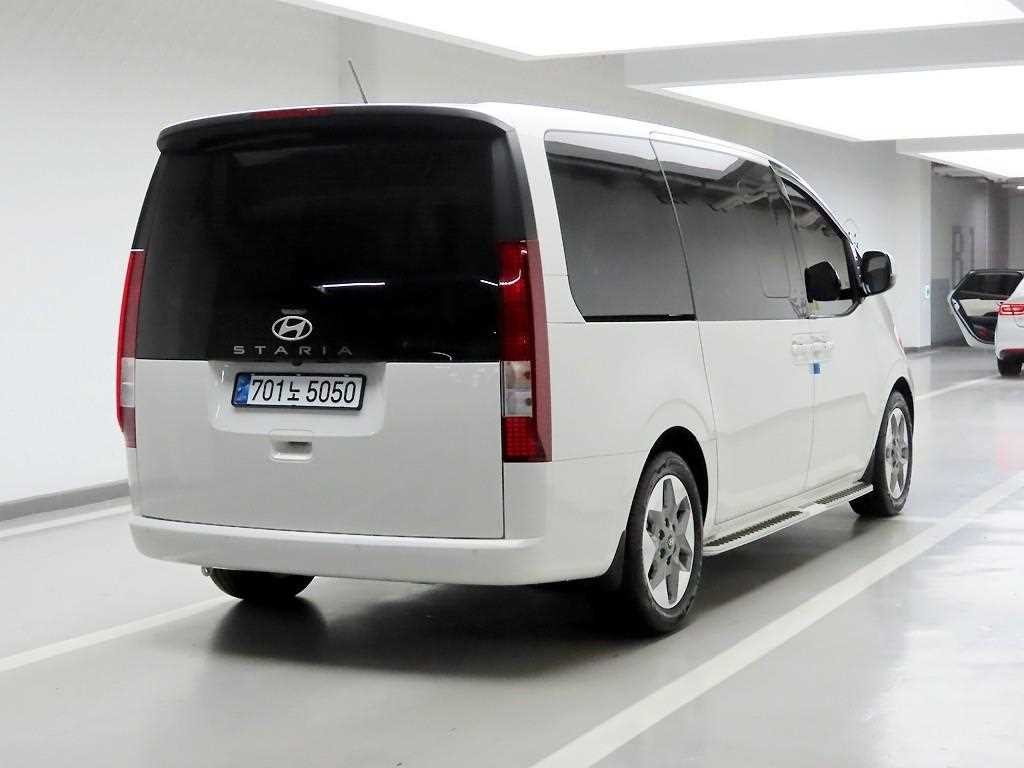 현대 스타리아 LPG 투어러 모던 11인승 이미지 4
