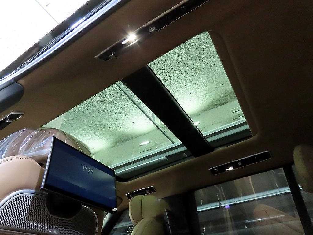 랜드로버 레인지로버 레인지로버 5세대 4.4 P530 LWB 오토바이오그래피 이미지 14