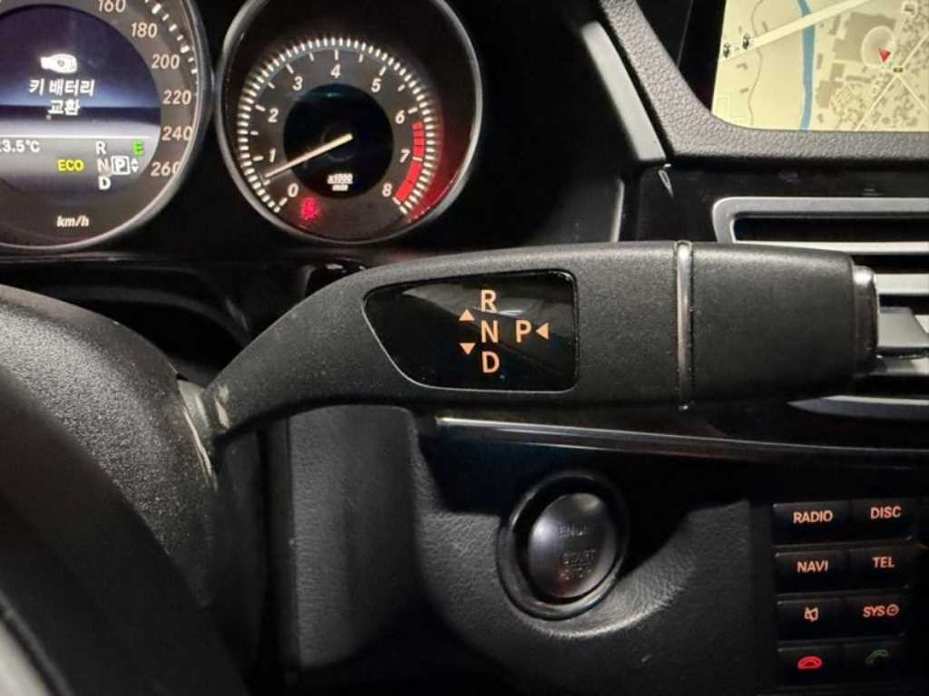 벤츠 E 클래스 E-클래스 W212 E300 아방가르드 이미지 15