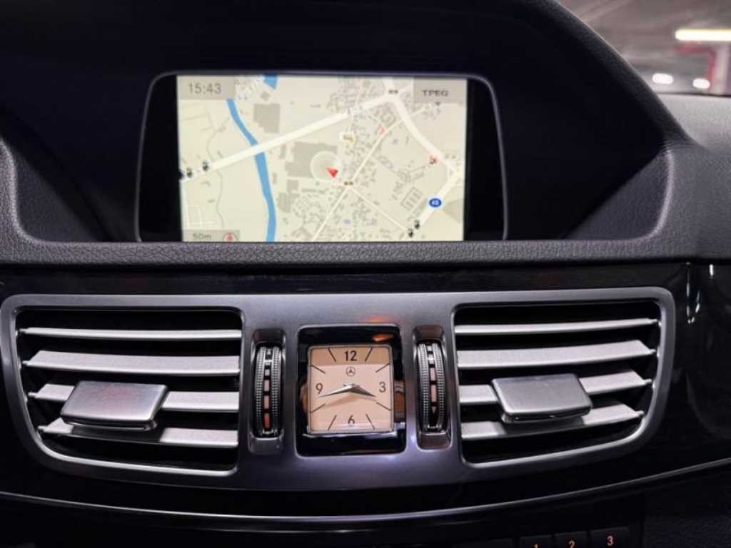 벤츠 E 클래스 E-클래스 W212 E300 아방가르드 이미지 17